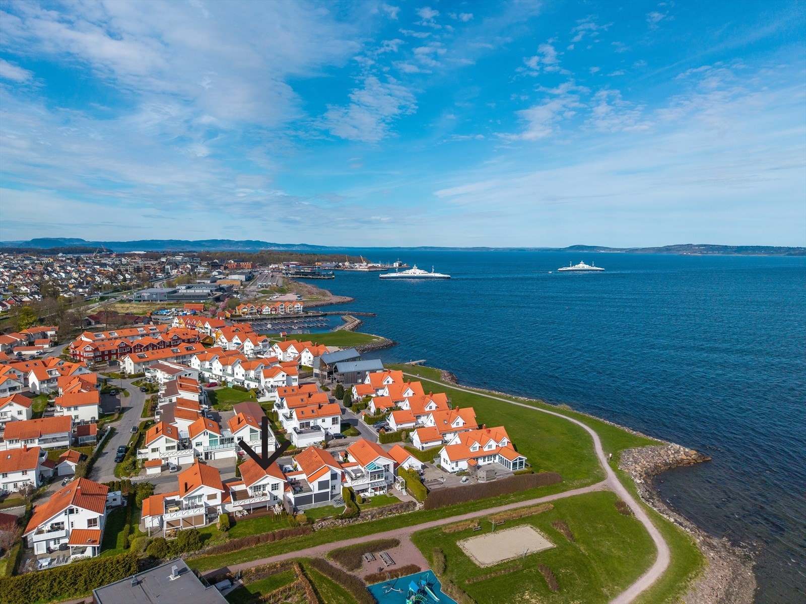 Beliggenheten gir kort gangvei til både Horten sentrum og fergeleiet. Galleribilde