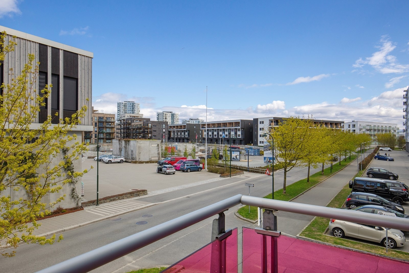 Breivikveien 15 ligger fint til i urbane og populære Stavanger Øst. Galleribilde