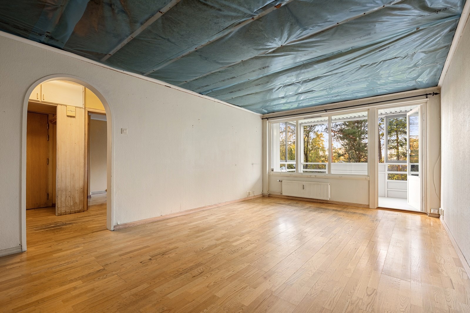 Her er det bare å brette opp ermene og gripe muligheten til å sette sitt eget preg på leiligheten. Galleribilde
