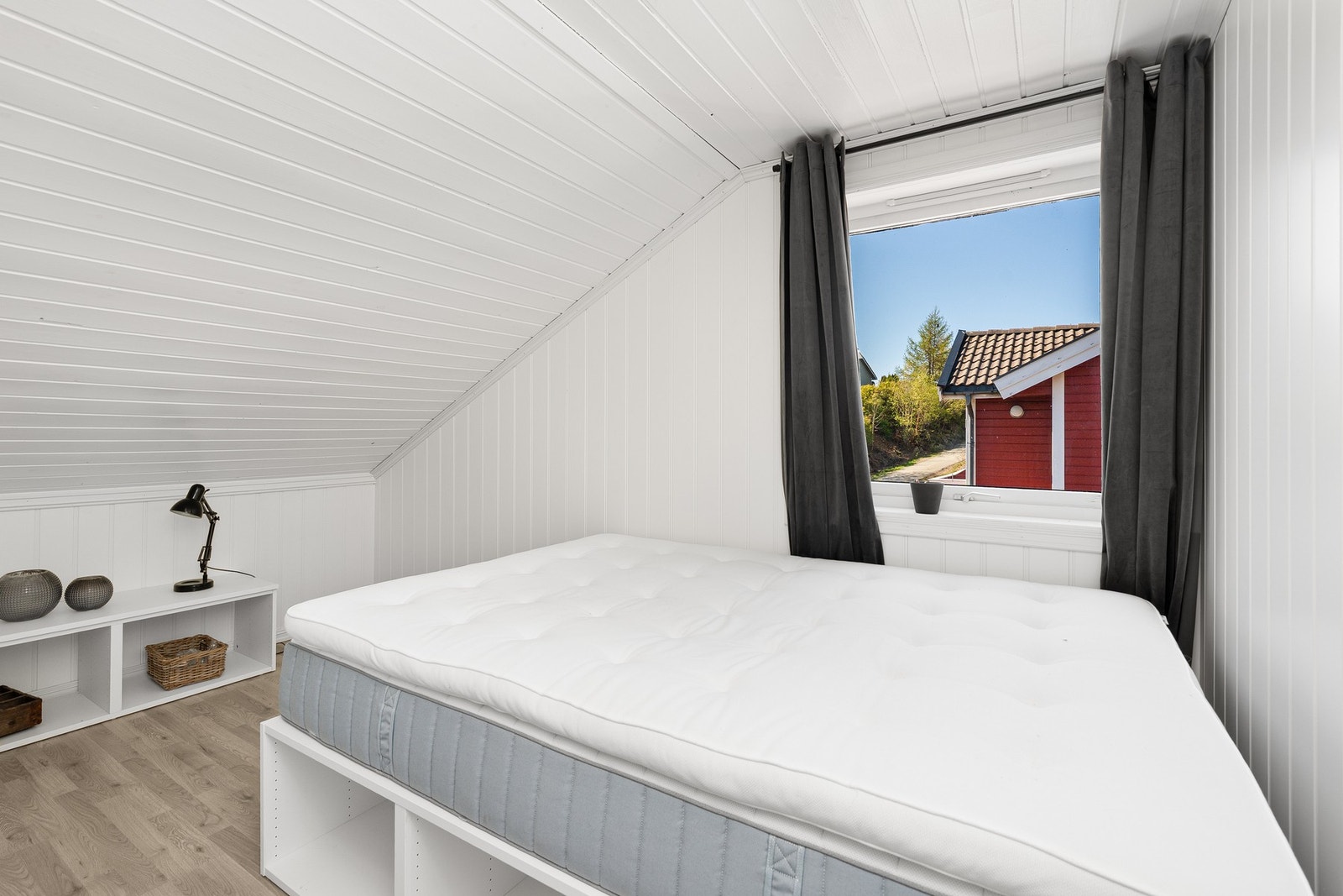 Soverommet oppe. Galleribilde
