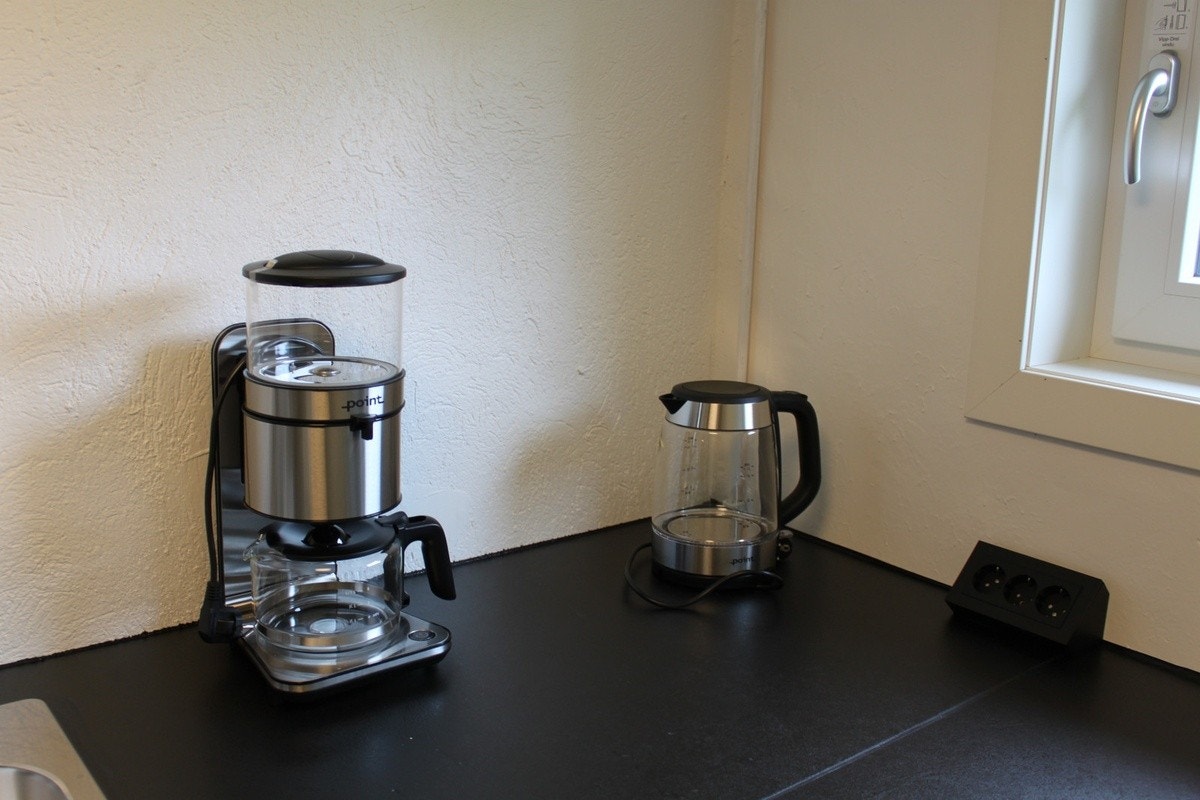 Kaffetrakter og vannkoker kjeller Galleribilde