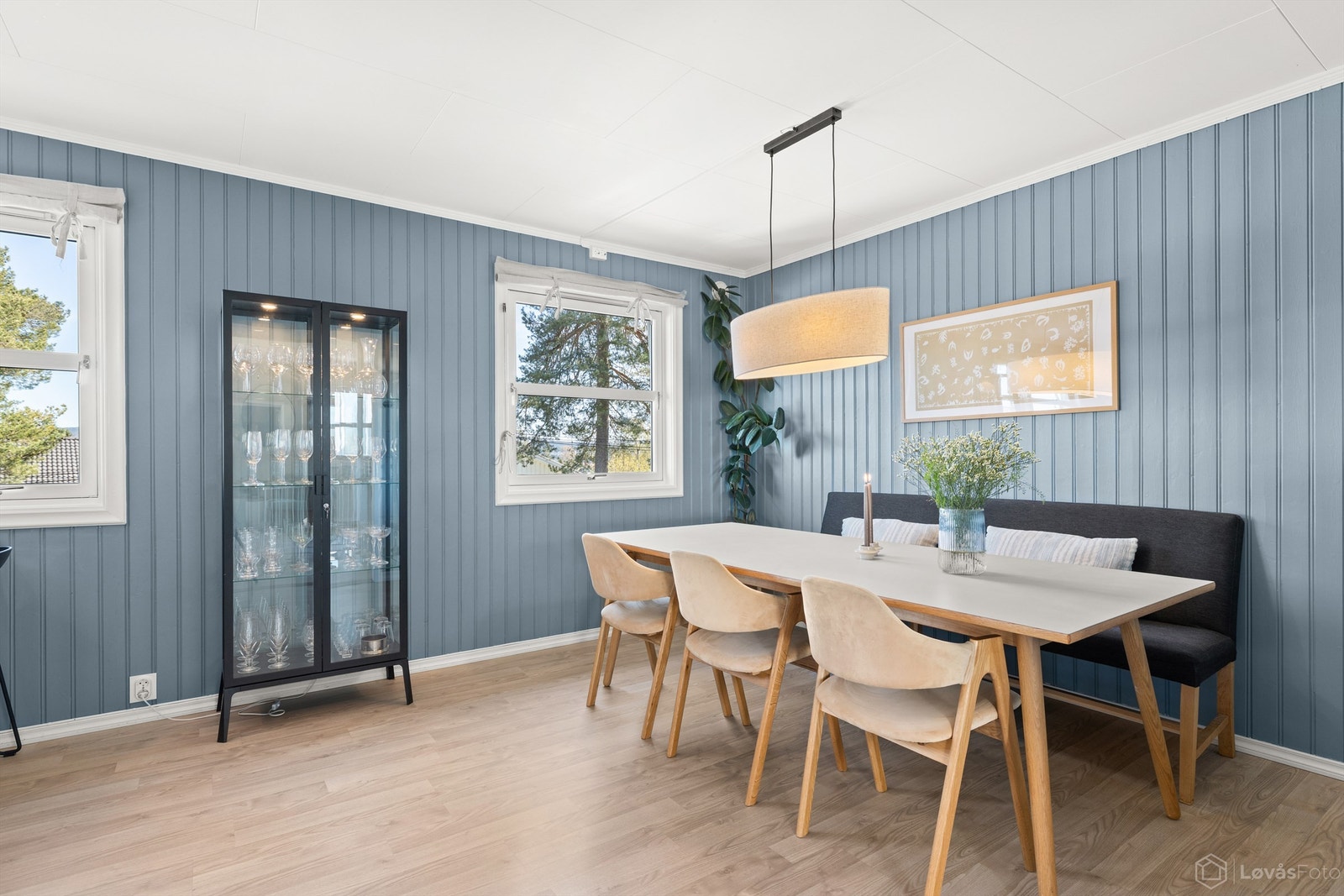 God plass til hyggelige sammenkomster med familie og venner. Galleribilde