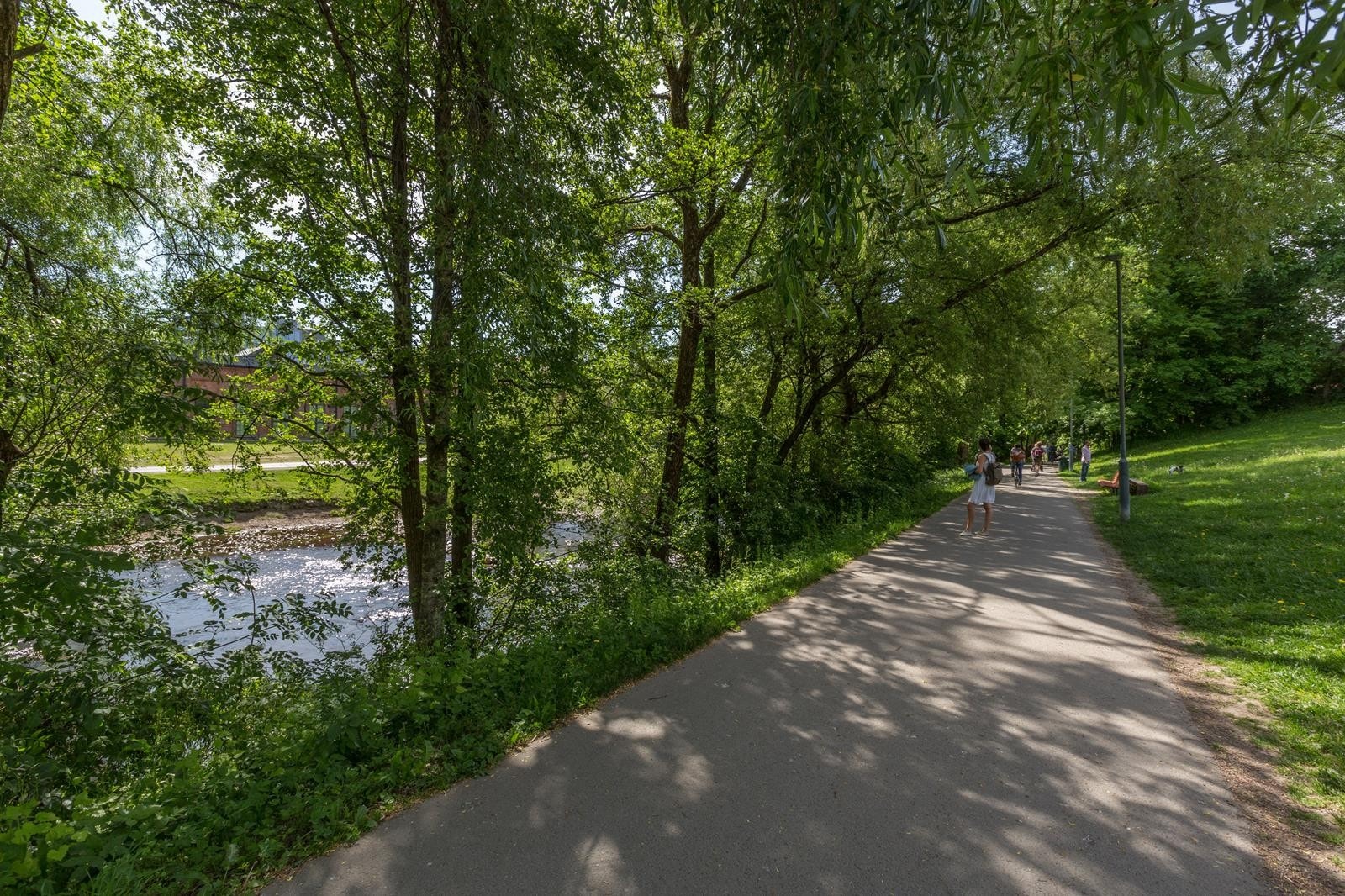 Gård 2 Galleribilde