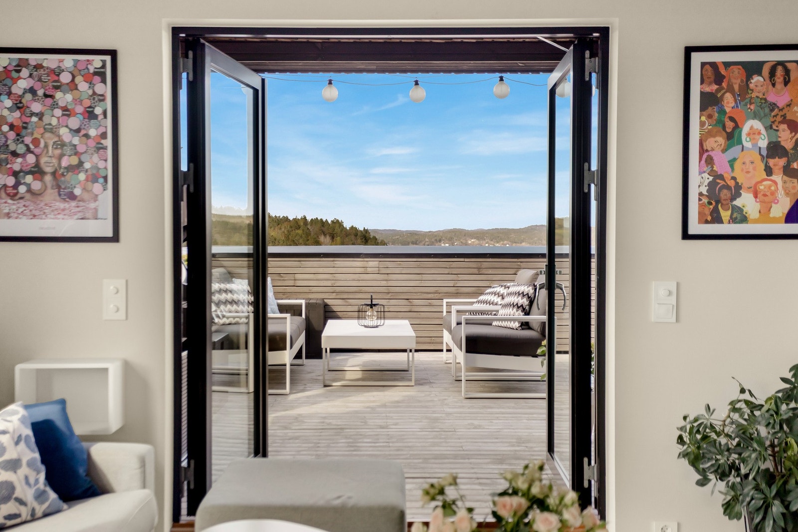 Her har du direkte utgang til terrassen! Galleribilde