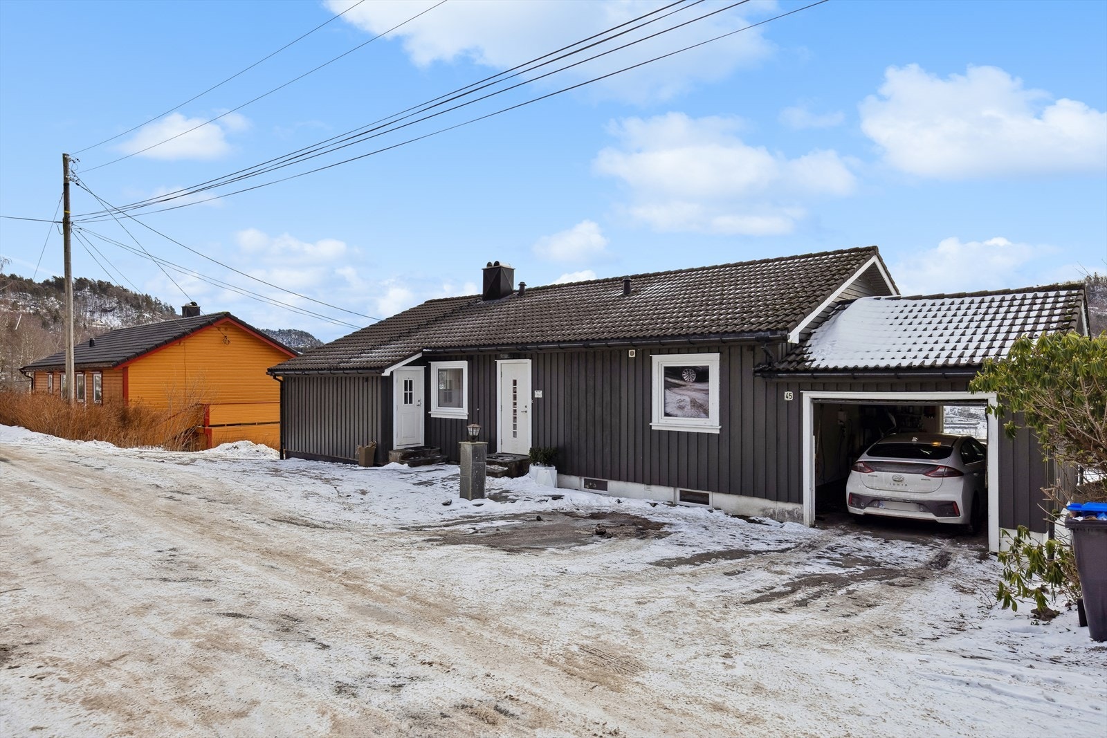 Enebolig beliggende i et fint boligfelt på Rom. Galleribilde