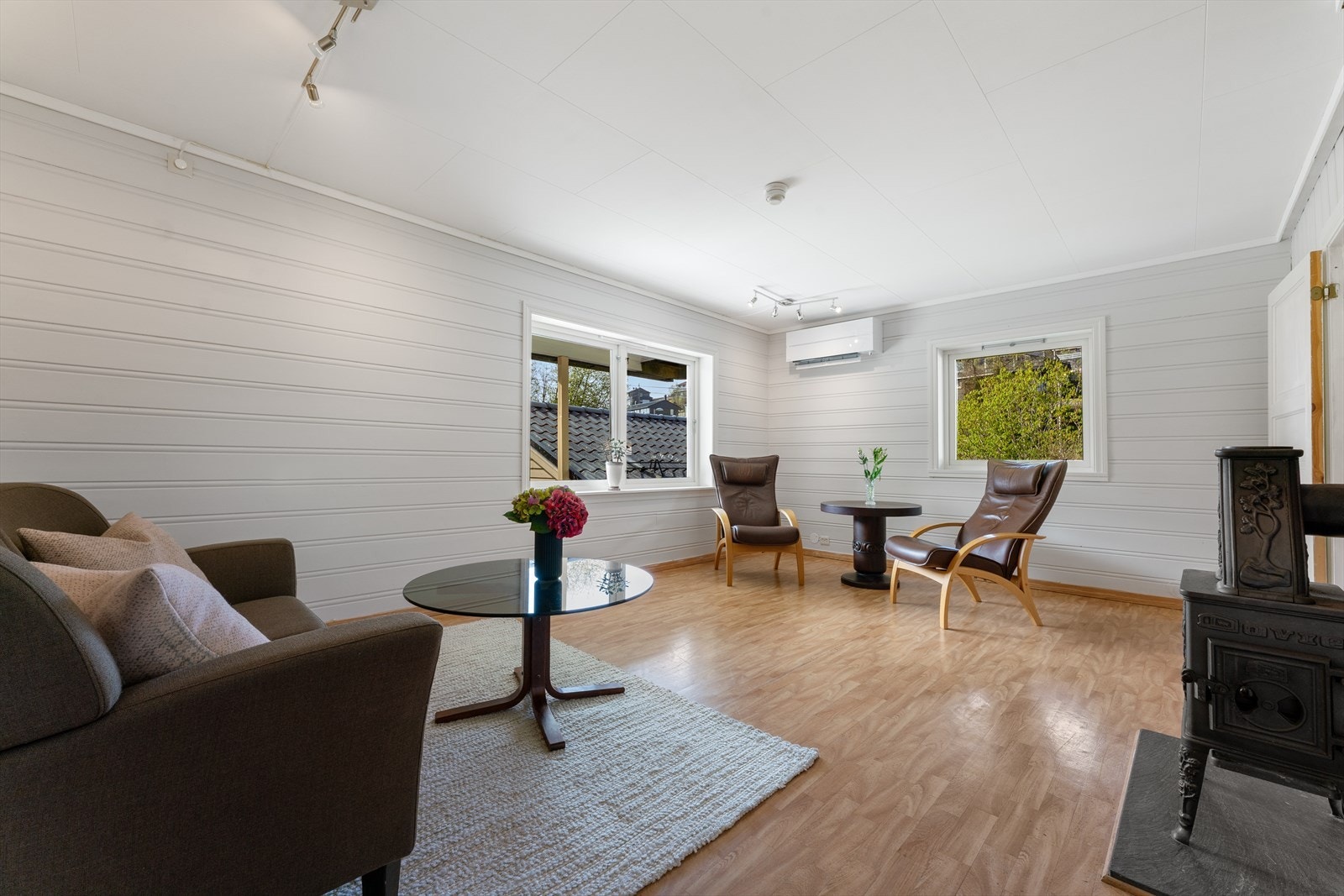 - Kjellerstuen måler 19,38 m² - Galleribilde