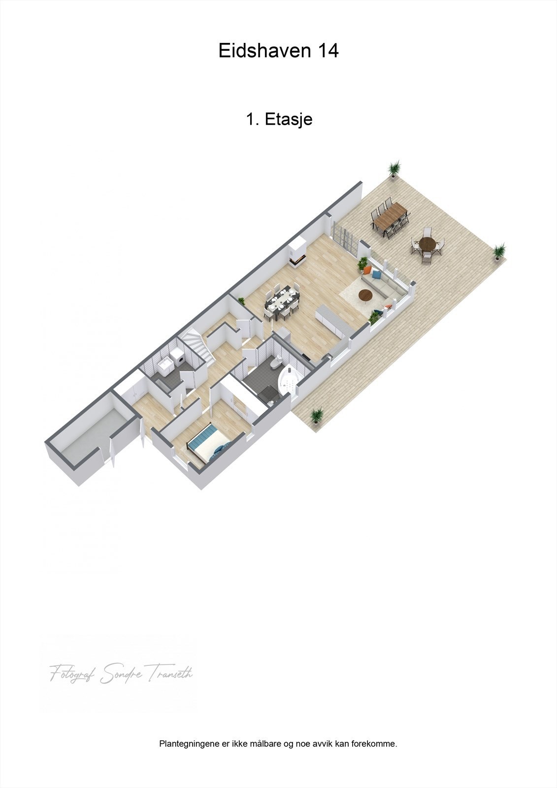 Planløsning 1.etg.: entre/vindfang, mellomgang, bad, soverom, vaskerom, samt en stor åpen stue/kjøkkenløsning med tilkomst til terrasse. Galleribilde