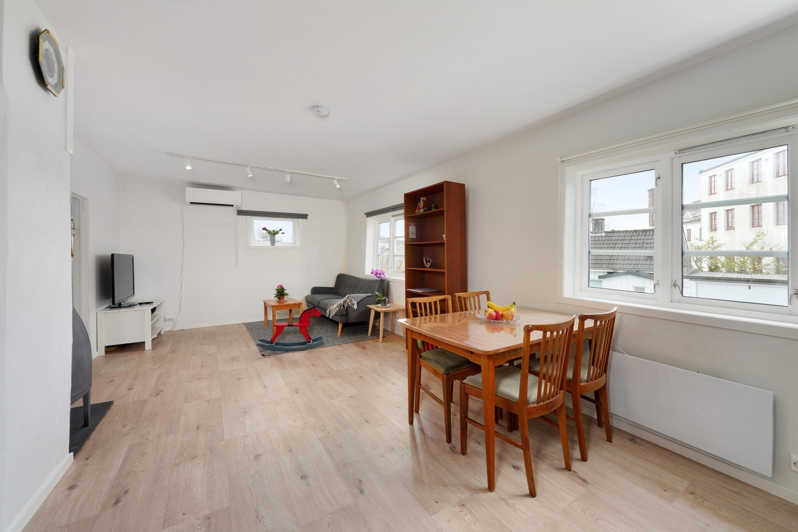 God plass til både spisebord og sofakrok. Galleribilde