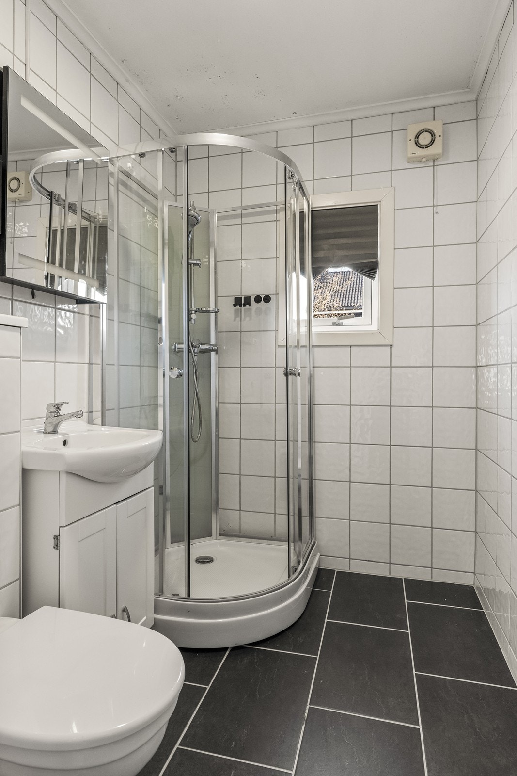 Bad/wc 1. etg. Galleribilde
