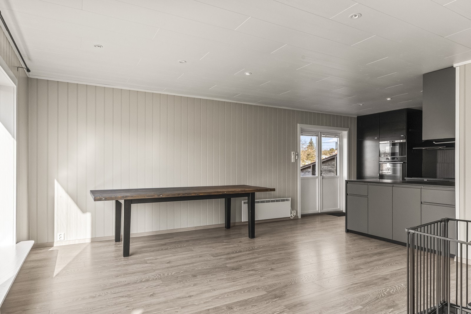 Stue/kjøkken 1. etg. Galleribilde