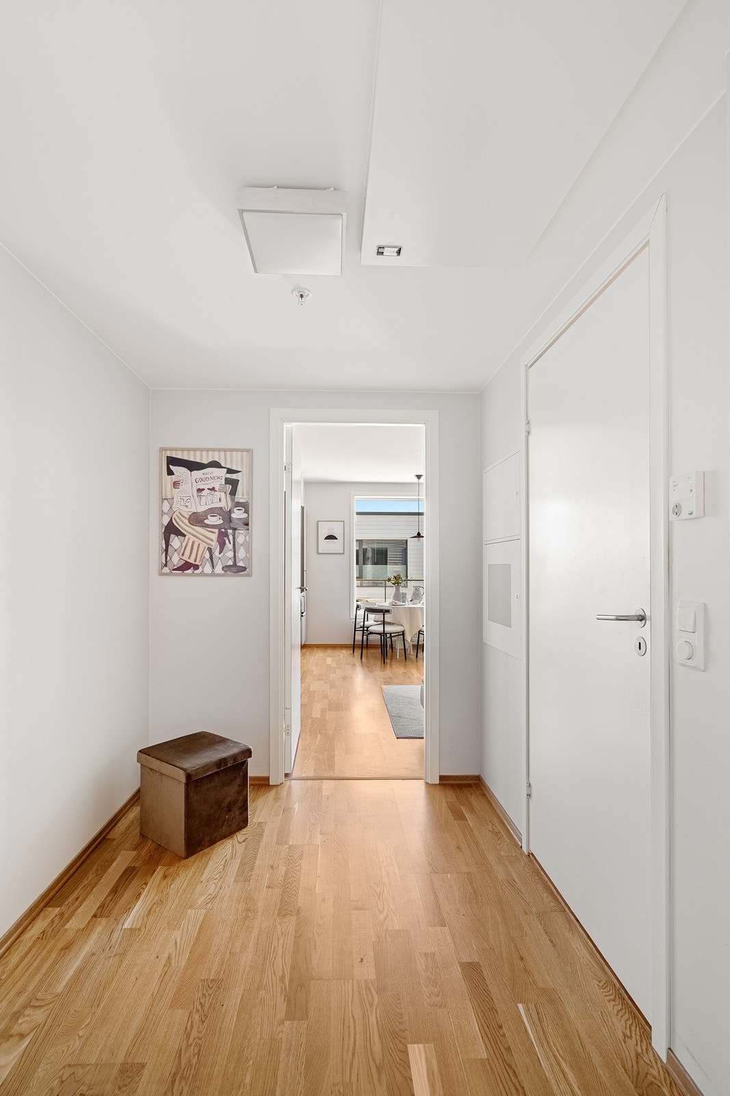 Innbydende entrè/gang som gir et godt førsteinntrykk. Galleribilde