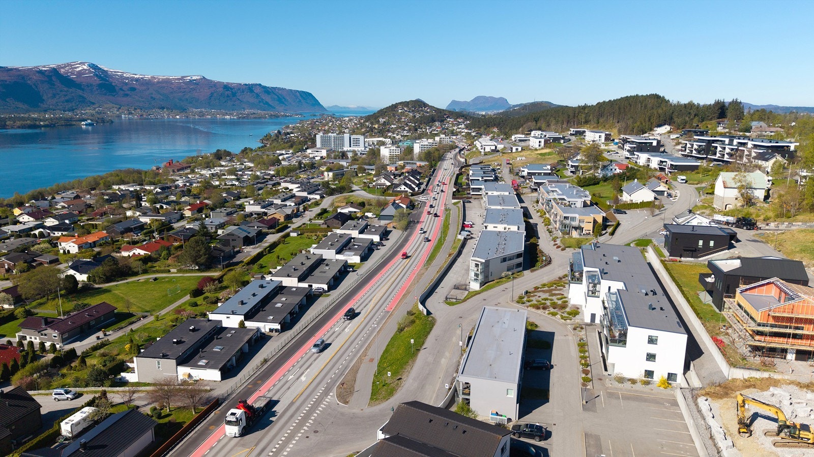 Effektiv tilknytning til både Moa og Ålesund sentrum via et godt utbygd veinett Galleribilde