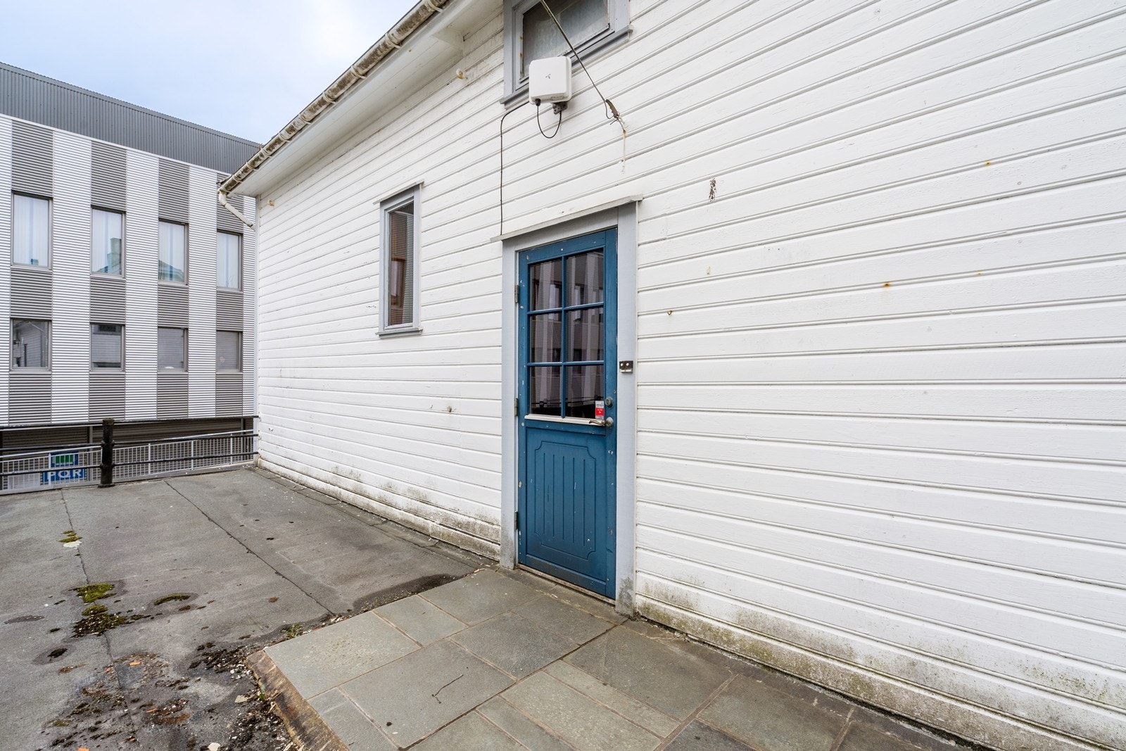 Inngangsparti. Galleribilde