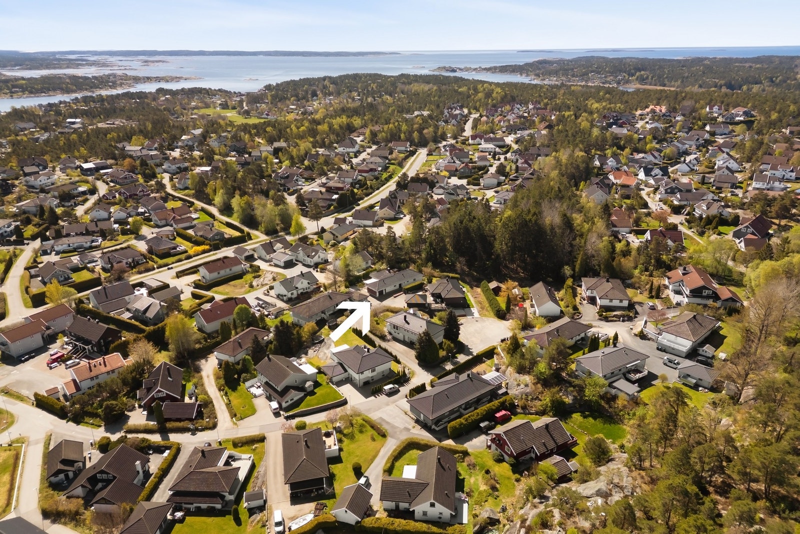 Boligen ligger innerst i blindvei mot friareal Galleribilde