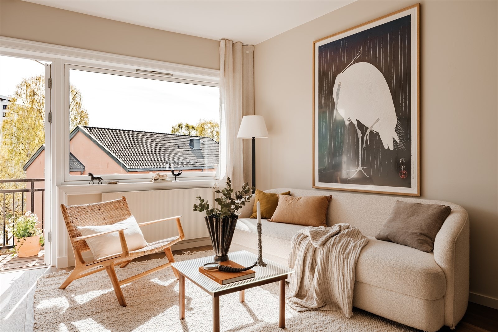 Stuen har en fin planløsning hvor møblene har sin naturlige plassering. Galleribilde