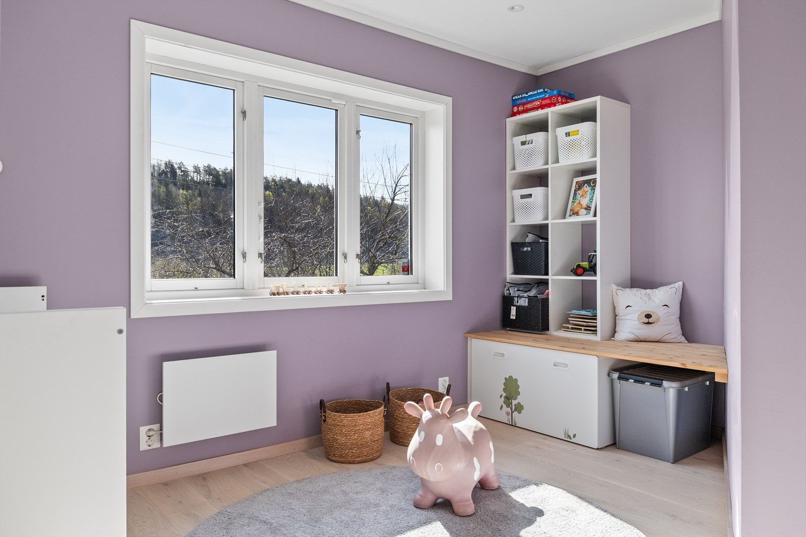 Koselig soverom som passer godt som barnerom Galleribilde