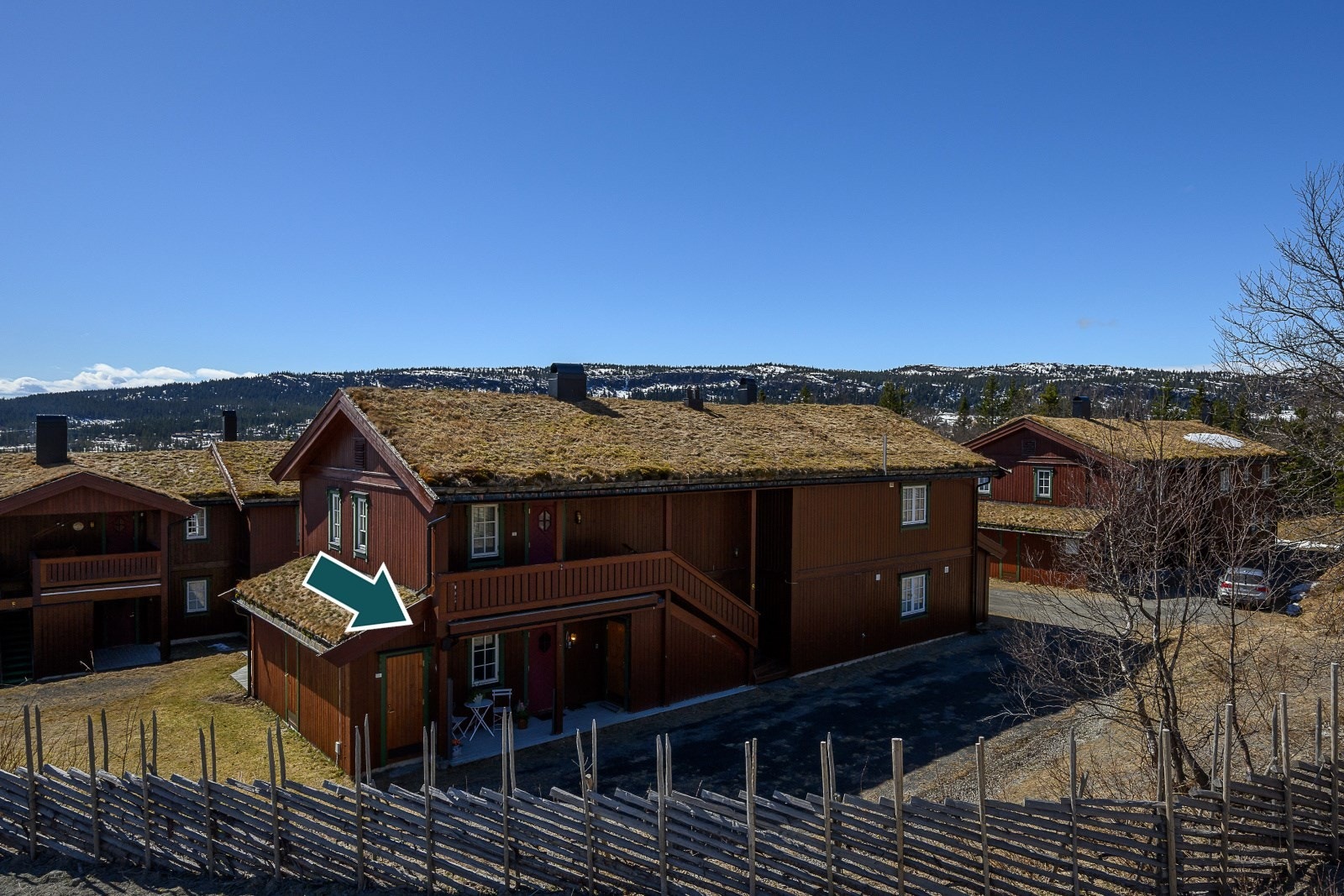 Området byr på et bredt spekter av aktiviteter året rundt, fra alpint og langrenn til golf og turer i fjellet. Galleribilde