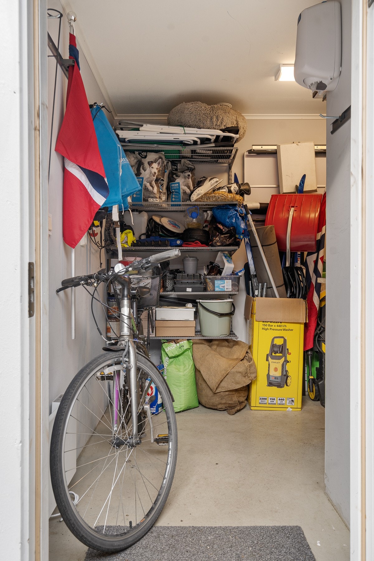 Praktisk sportsbod Galleribilde