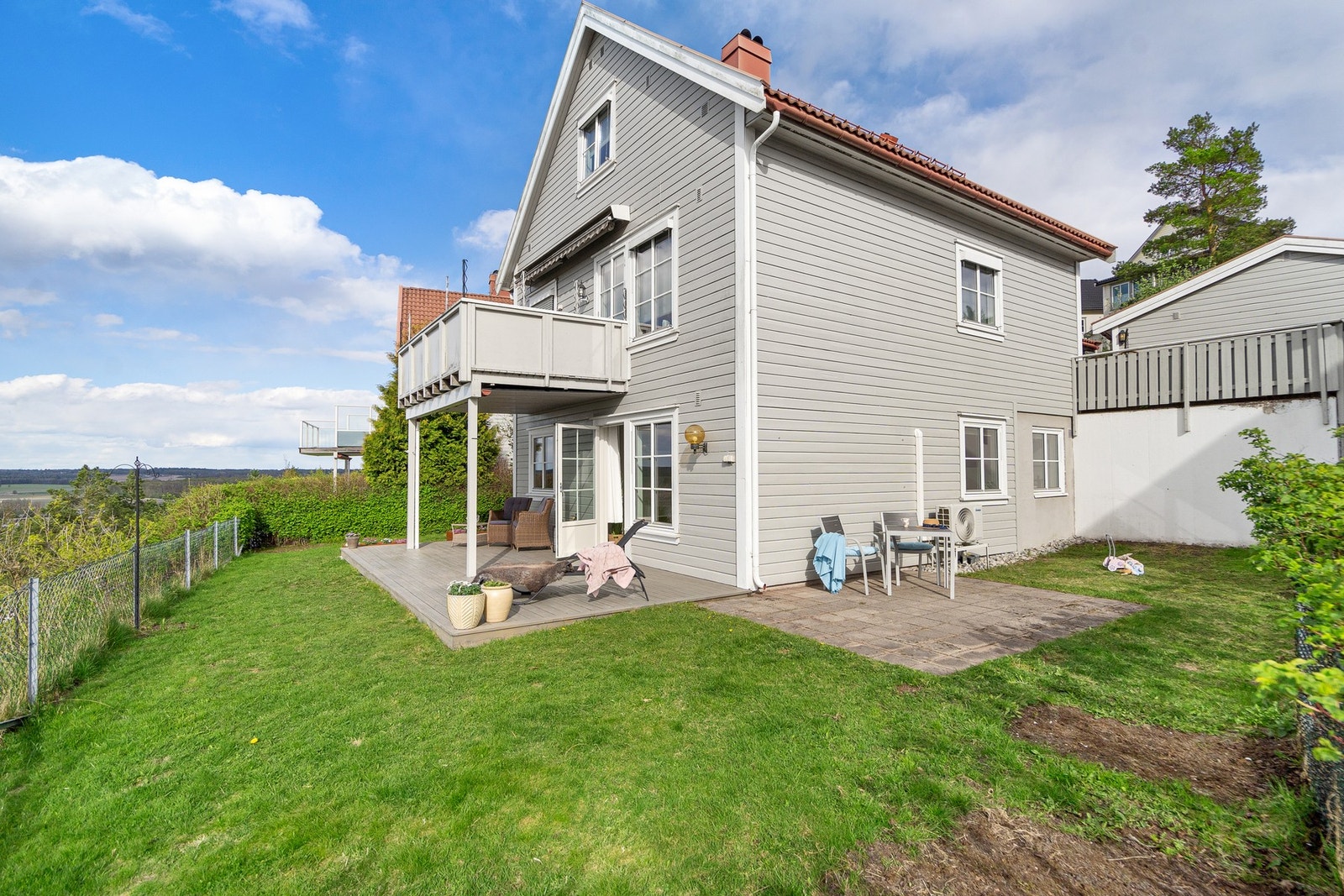 Velkommen til Tordivelveien 41 og denne svært flott beliggende boligen! Galleribilde