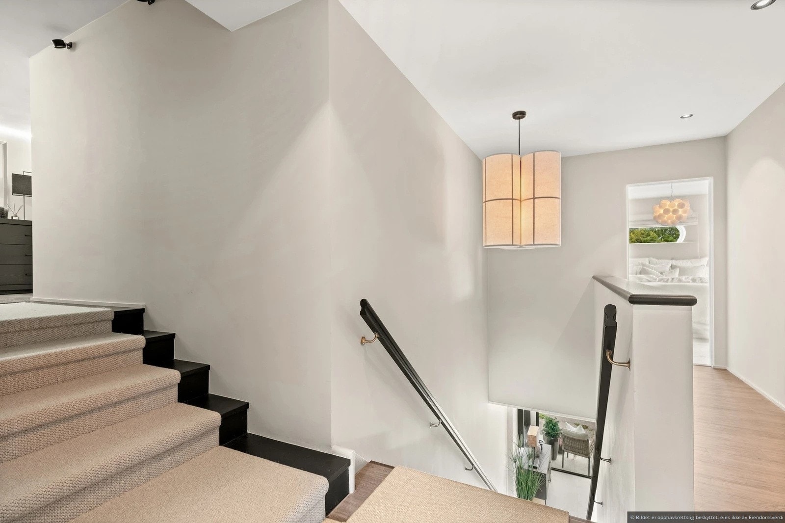 Trapperom mellom 1 etasje og 2 etasje. Galleribilde