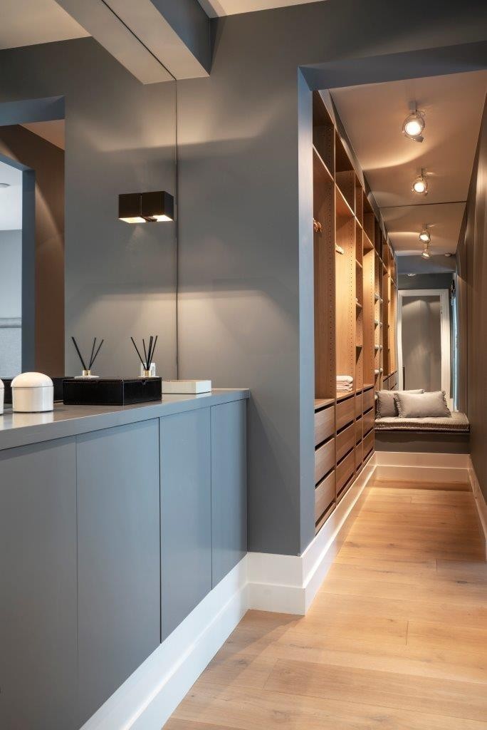 Walk-in-closet / Garderobe Galleribilde