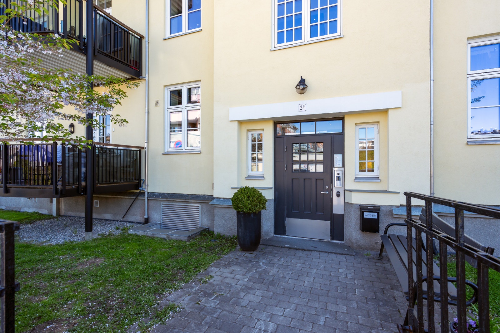 Inngangsparti Galleribilde