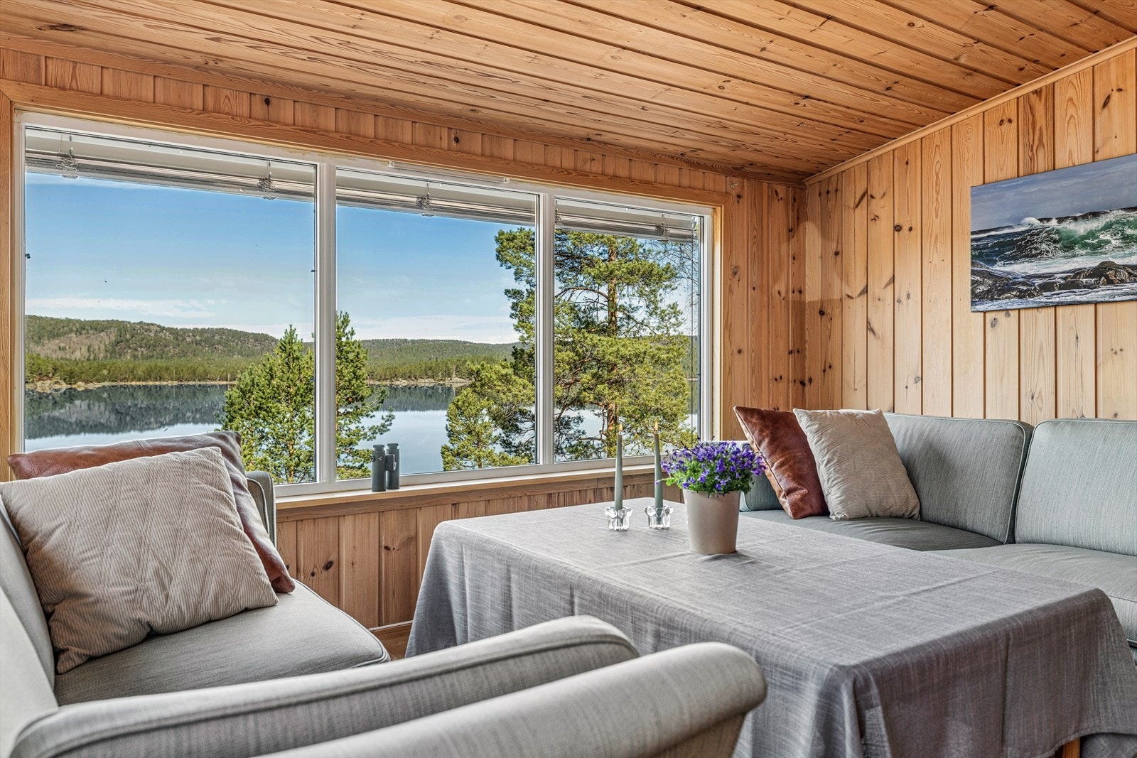 Her kan du nyte utsikten og følge med på naturens skiftninger gjennom alle årstider. Galleribilde