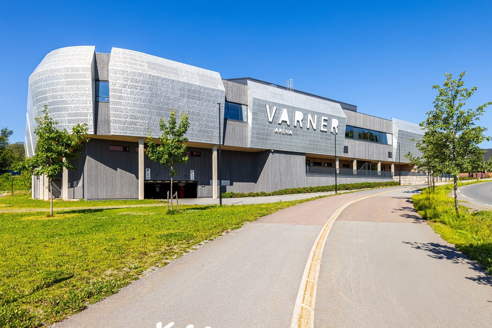 Varner Arena er hjemmebanen til Frisk Asker, og barneidretten får låne hallen flere ganger i sesongen. Galleribilde