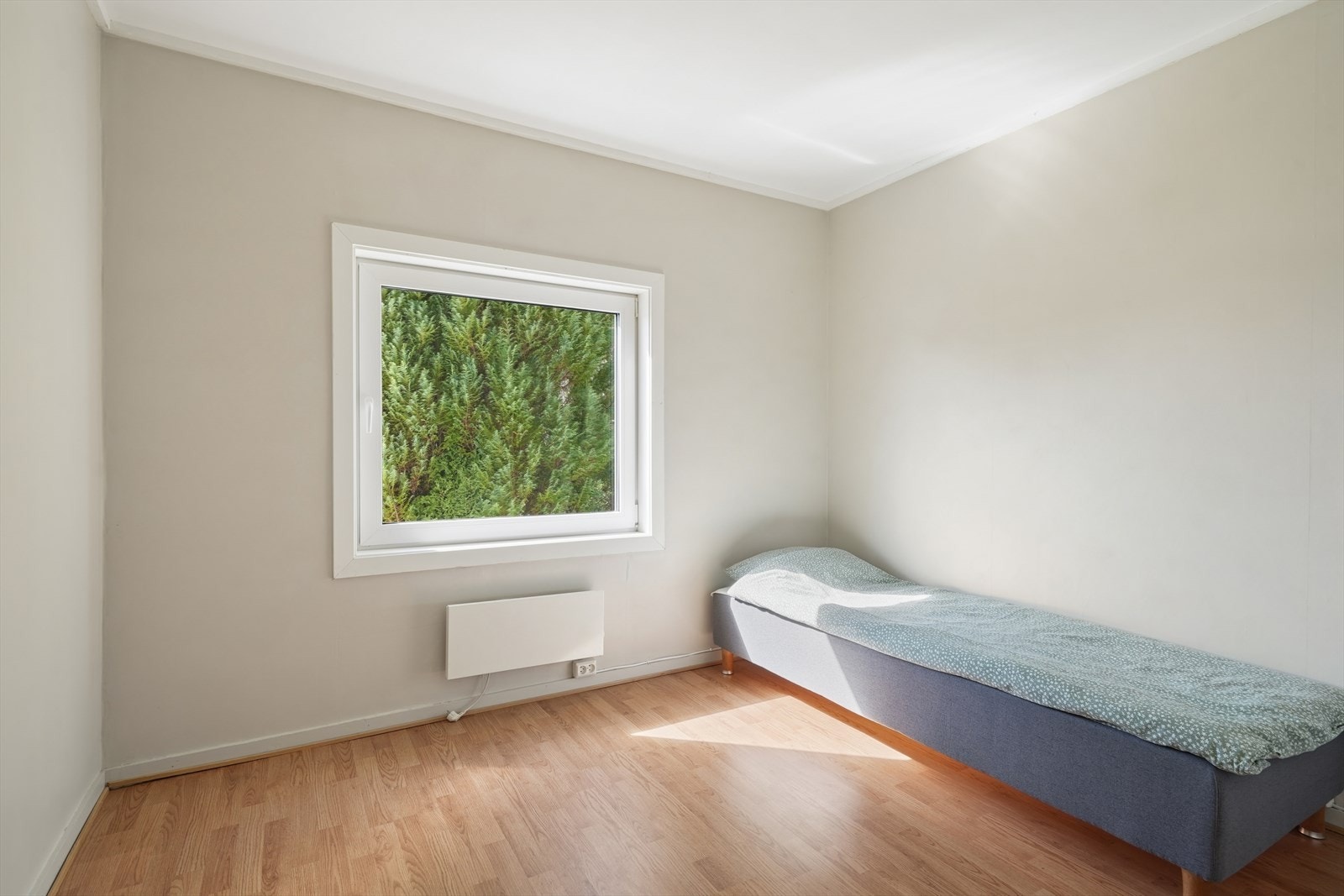 De fleste vinduene i boligen er fra 2013 og har 3-lags energiglass. Galleribilde