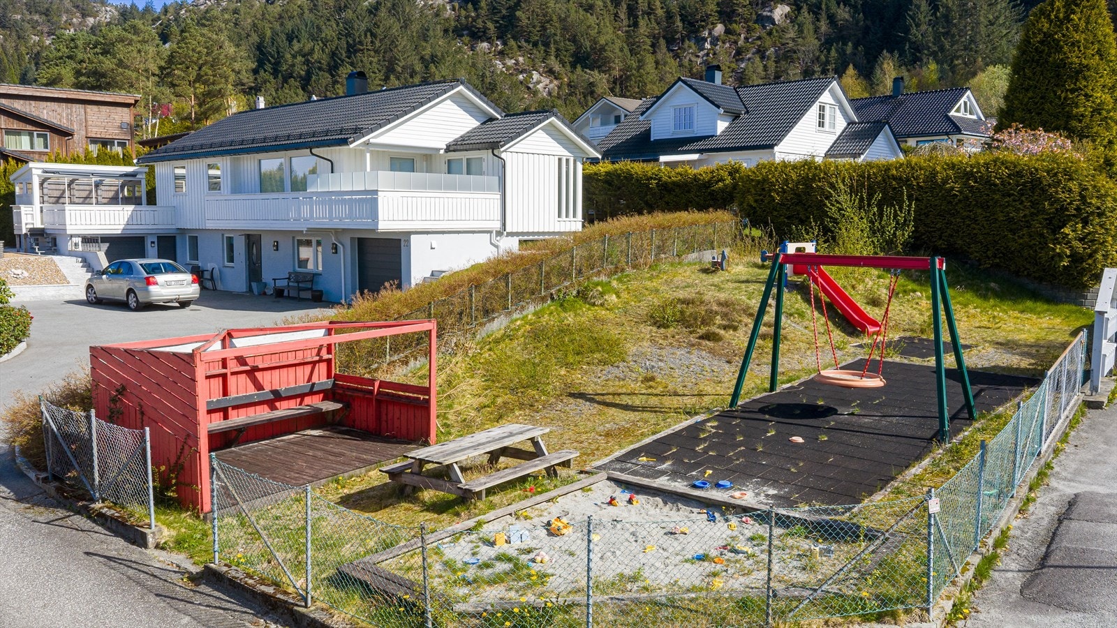 Umiddelbar nærhet til lekeplass Galleribilde