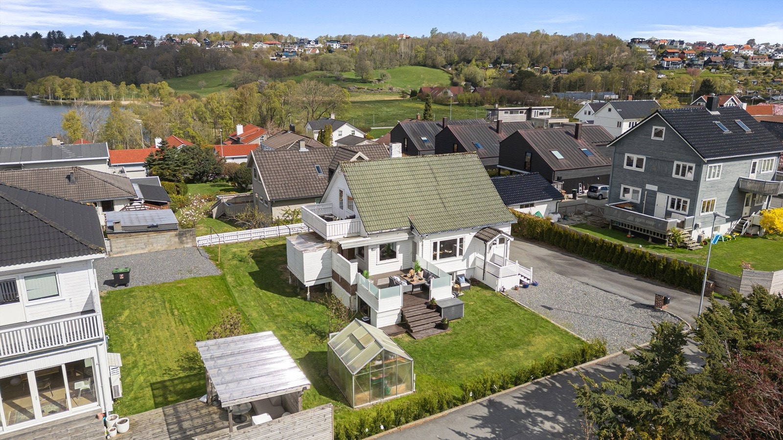 Lene Hviding v/Krogsveen eiendom har gleden av å presentere Adolph Tidemands vei 1. Galleribilde