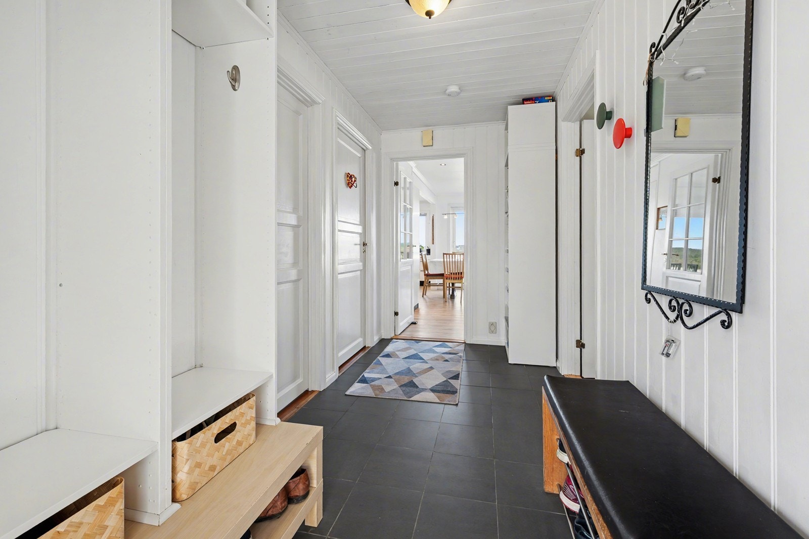 Inngangen går mot kjøkkenet. Galleribilde
