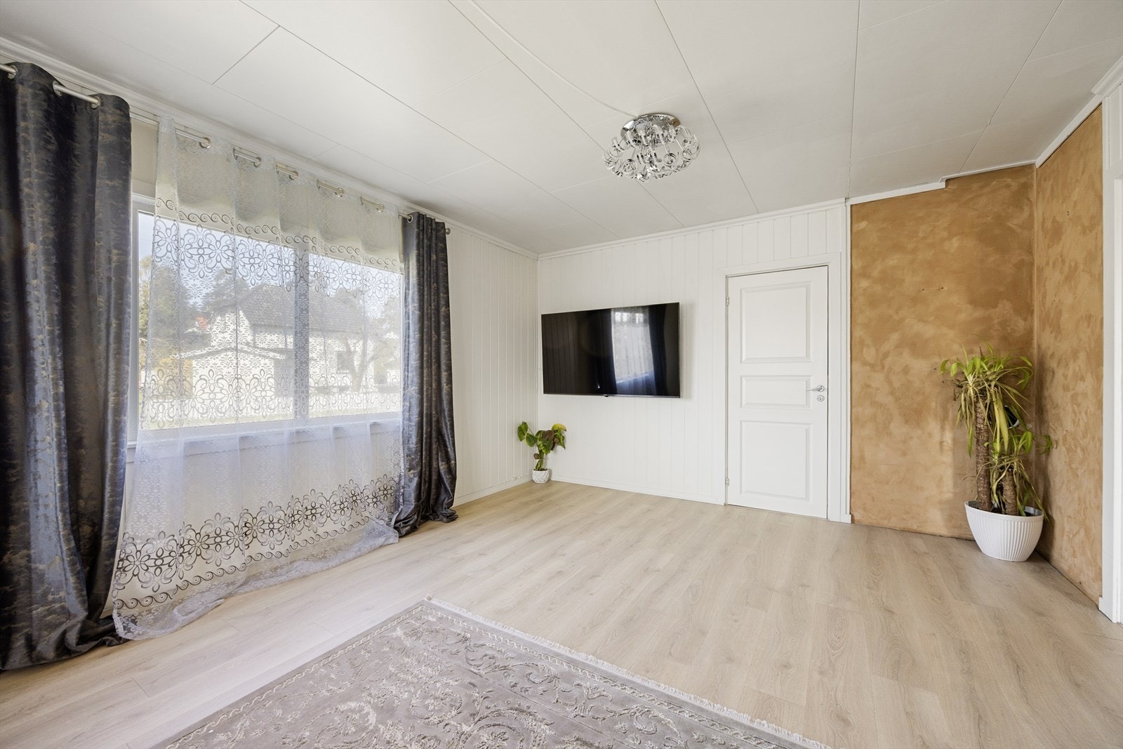 De fleste vinduene i boligen er byttet i perioden 2020-2023 og har 2-lags isolerglass. Galleribilde