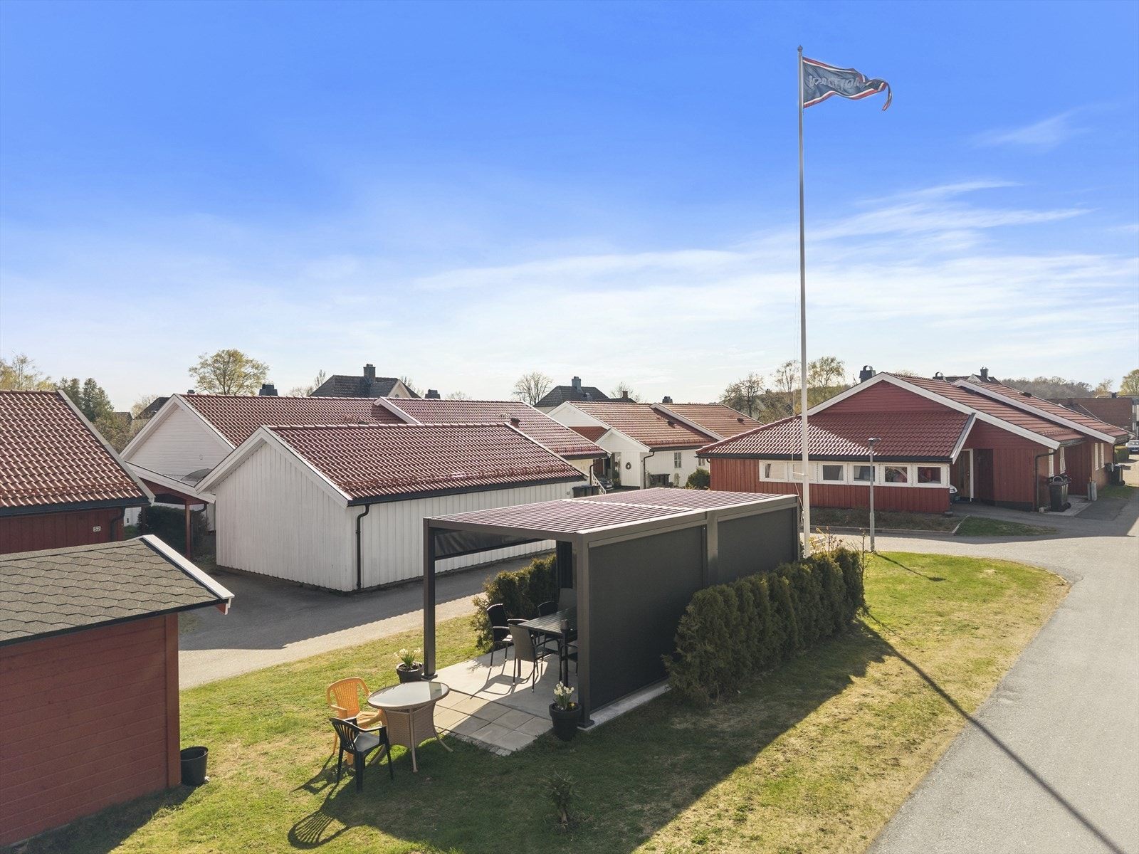 Felles uteplass i borettslaget Galleribilde