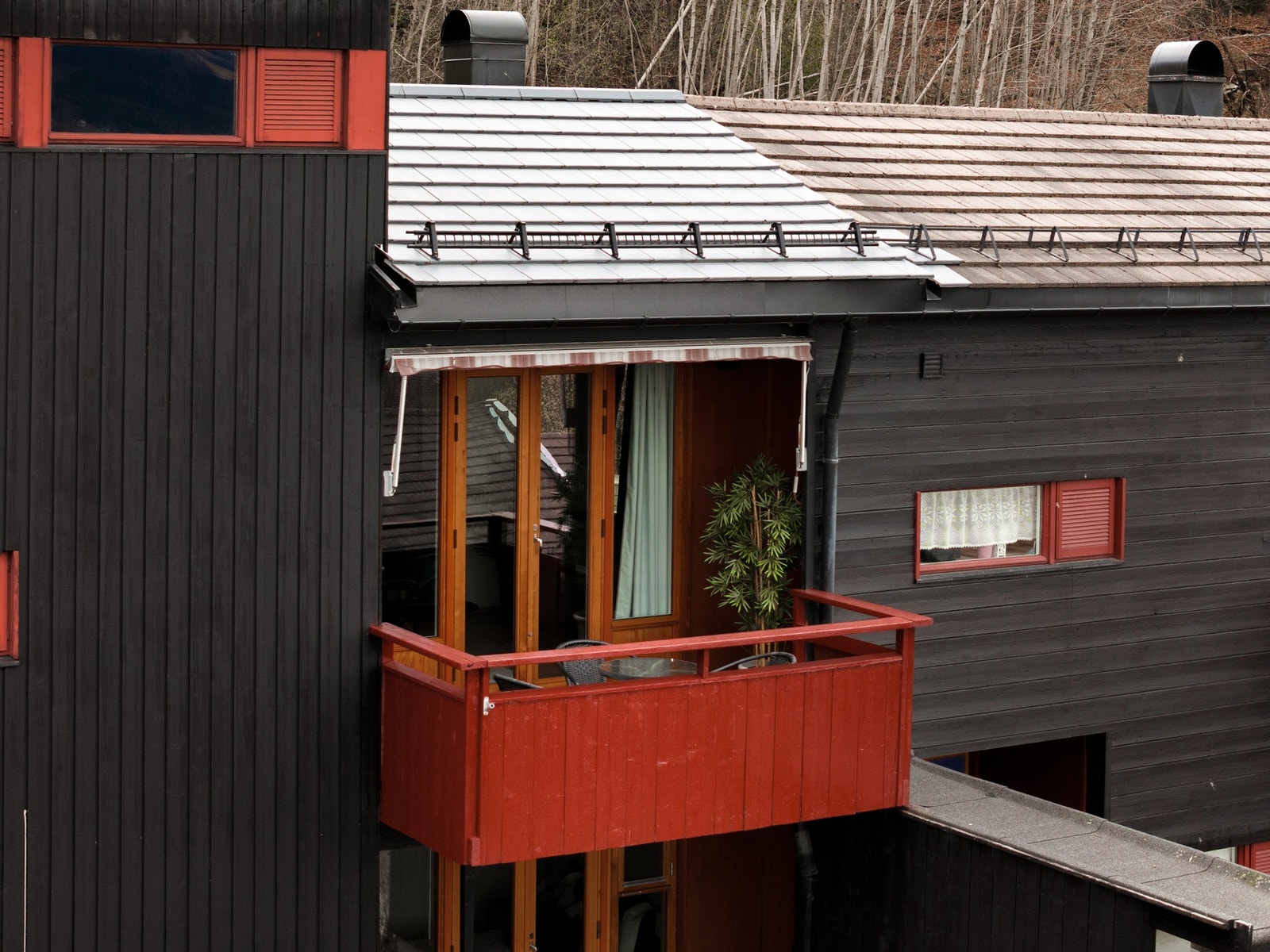 Med utgang fra stuen finner man en luftig balkong. Galleribilde