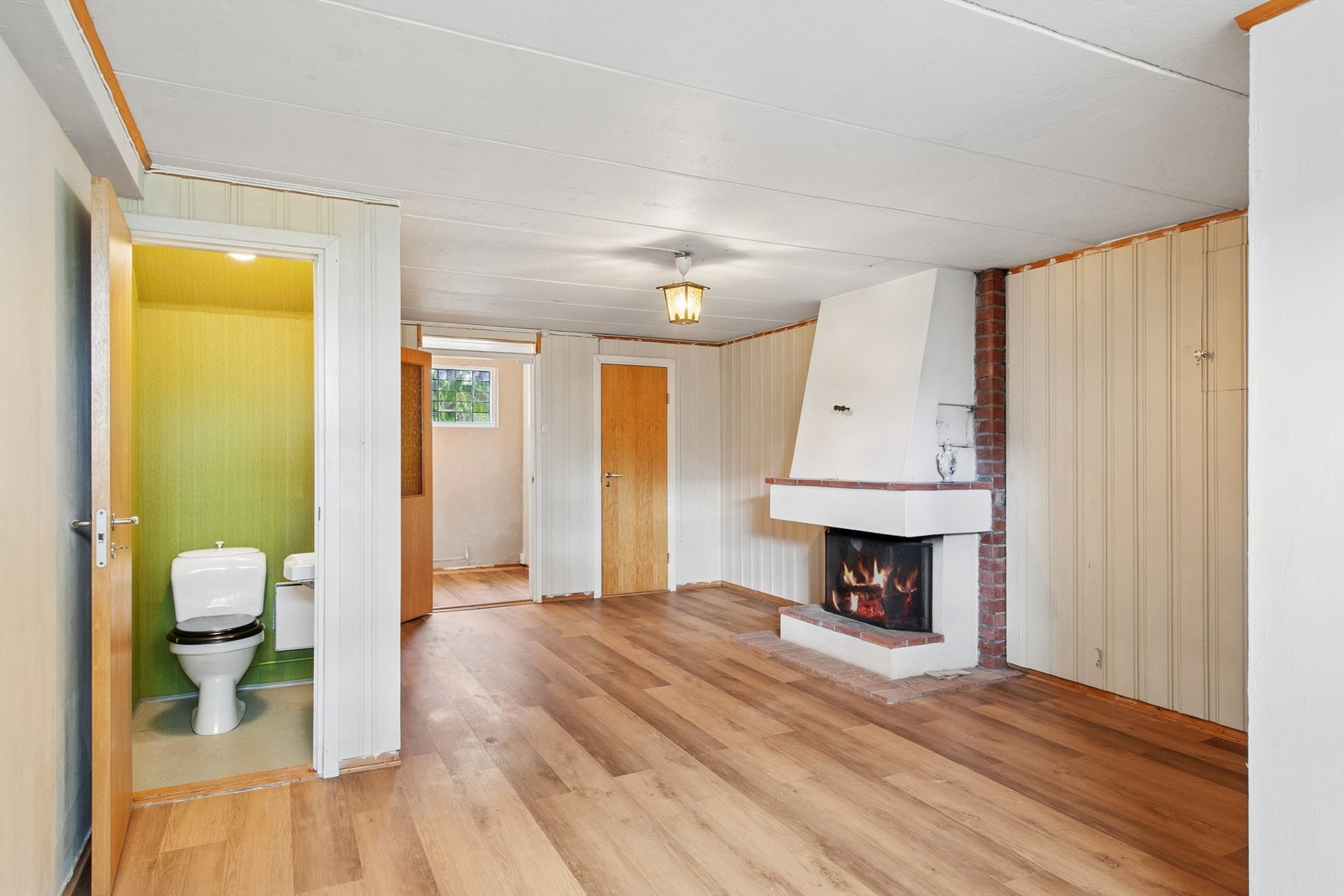 Kjellerstue. Toalettrom er ikke byggemeldt. Galleribilde