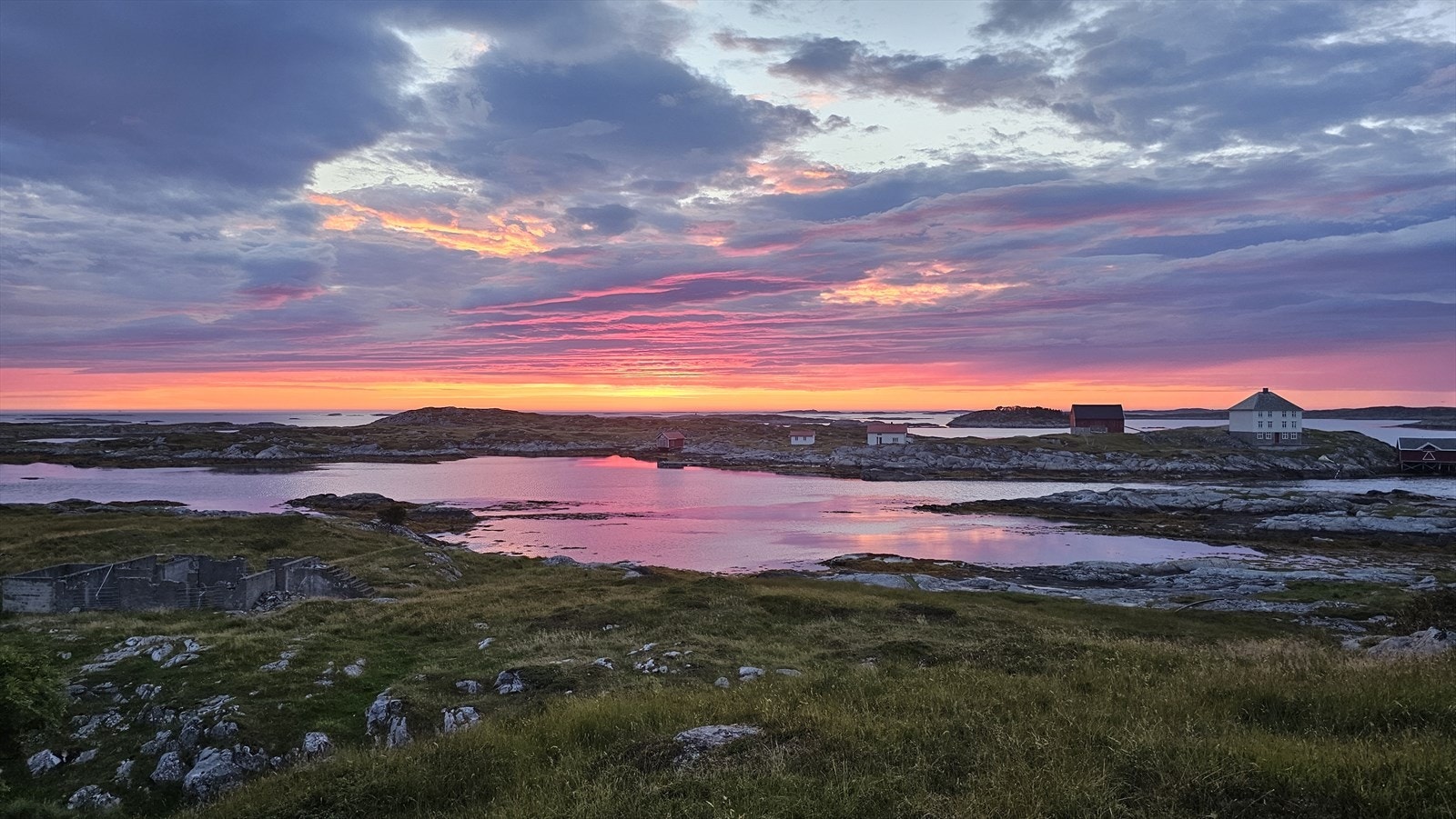 Selgers bilde av en vakker solnedgang Galleribilde