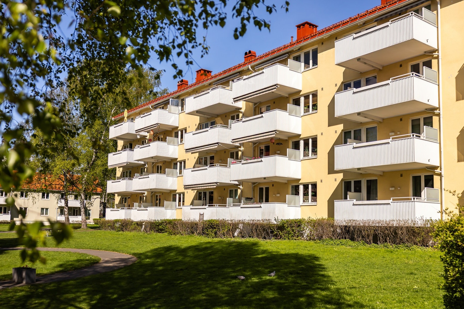 Keyserløkka er kjent for god avstand mellom blokkene, rikelig parkareal og et hyggelig bomiljø. Galleribilde