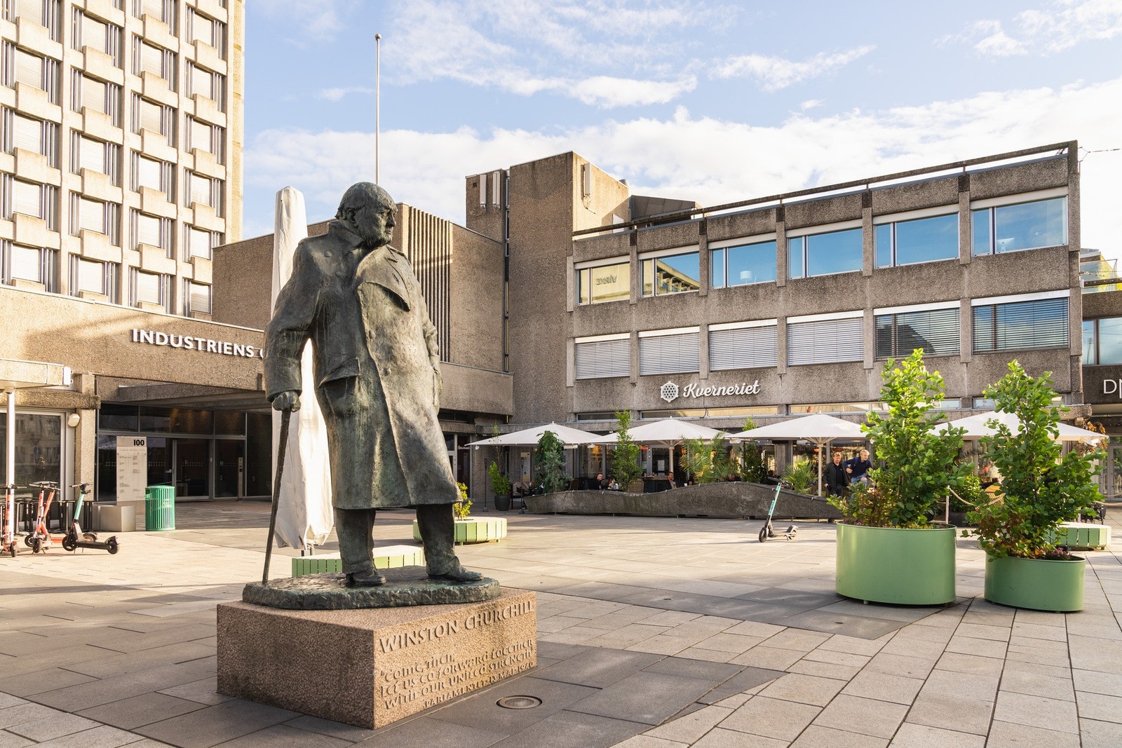 Gangavstand til Solli plass, Tjuvholmen og Aker Brygge. Galleribilde