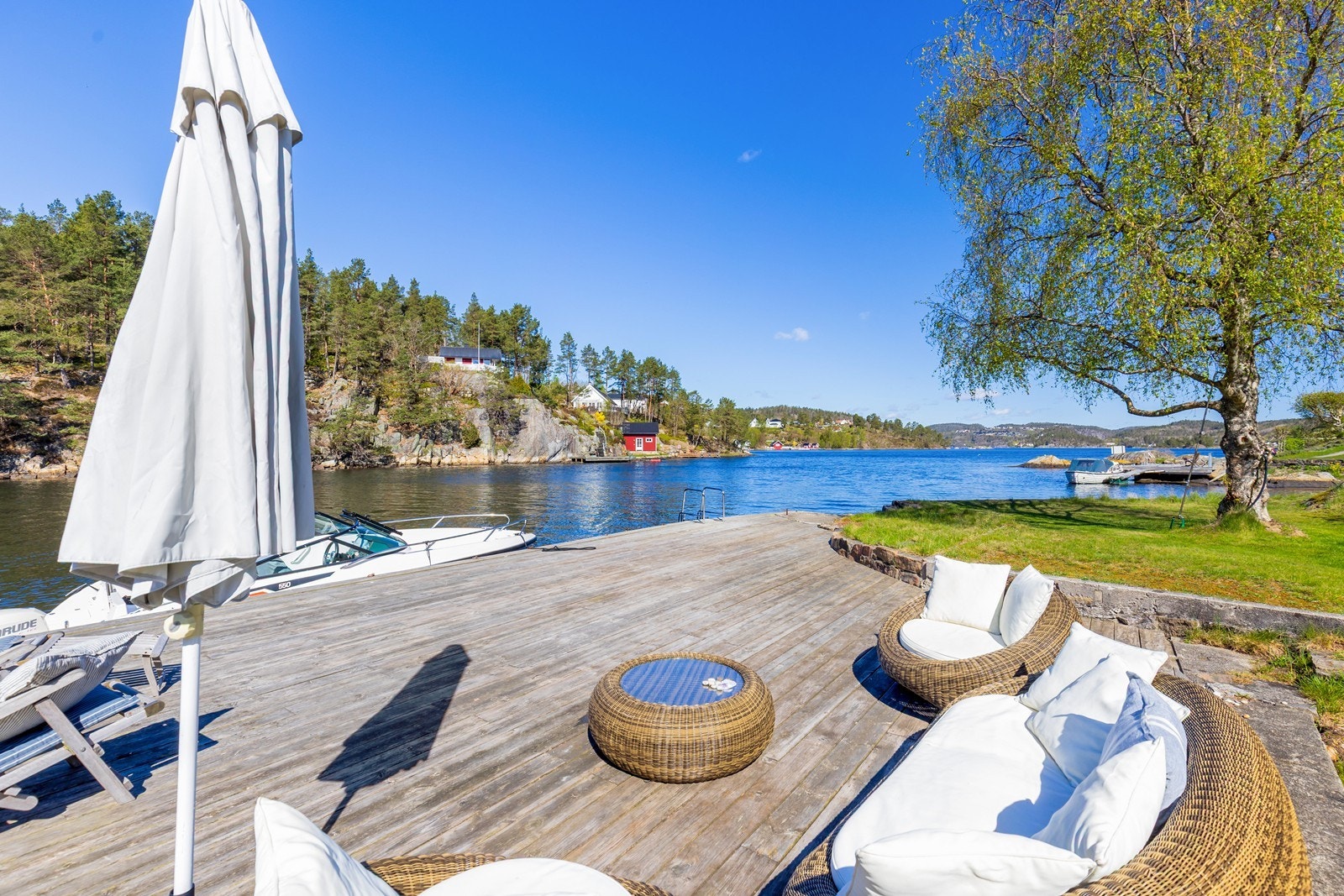 Flott utsyn mot Tvedestrand sentrum Galleribilde