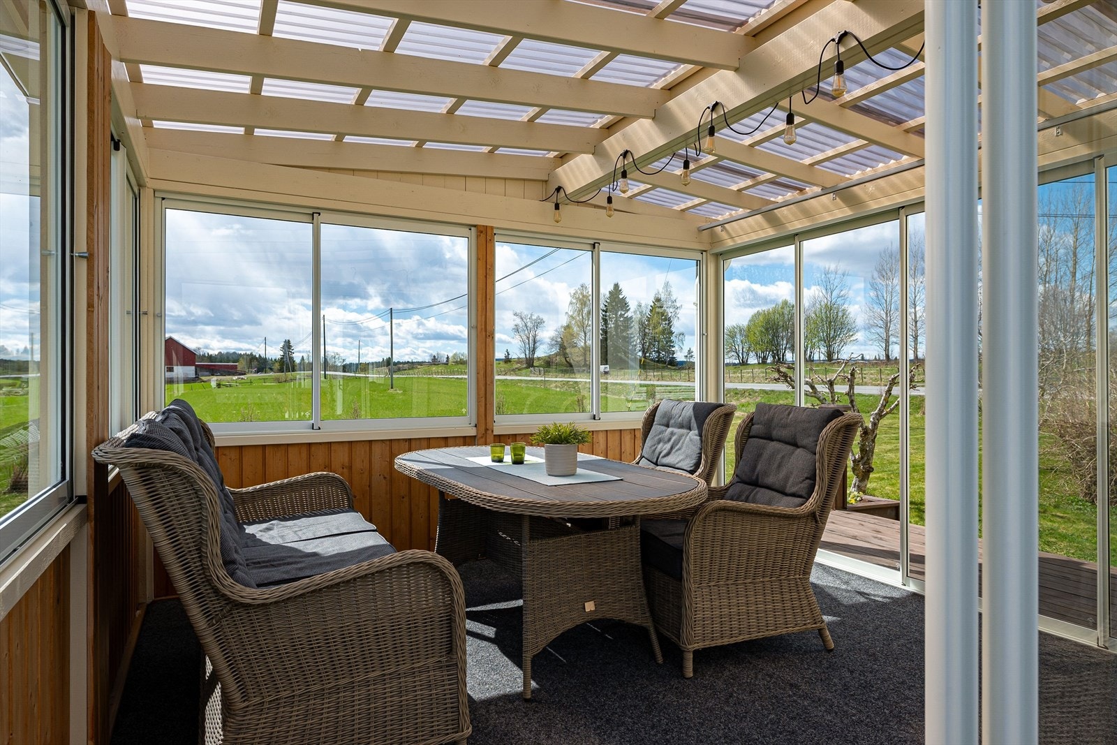 God plass til sittegruppe hvor man samles til hyggelige stunder. Galleribilde