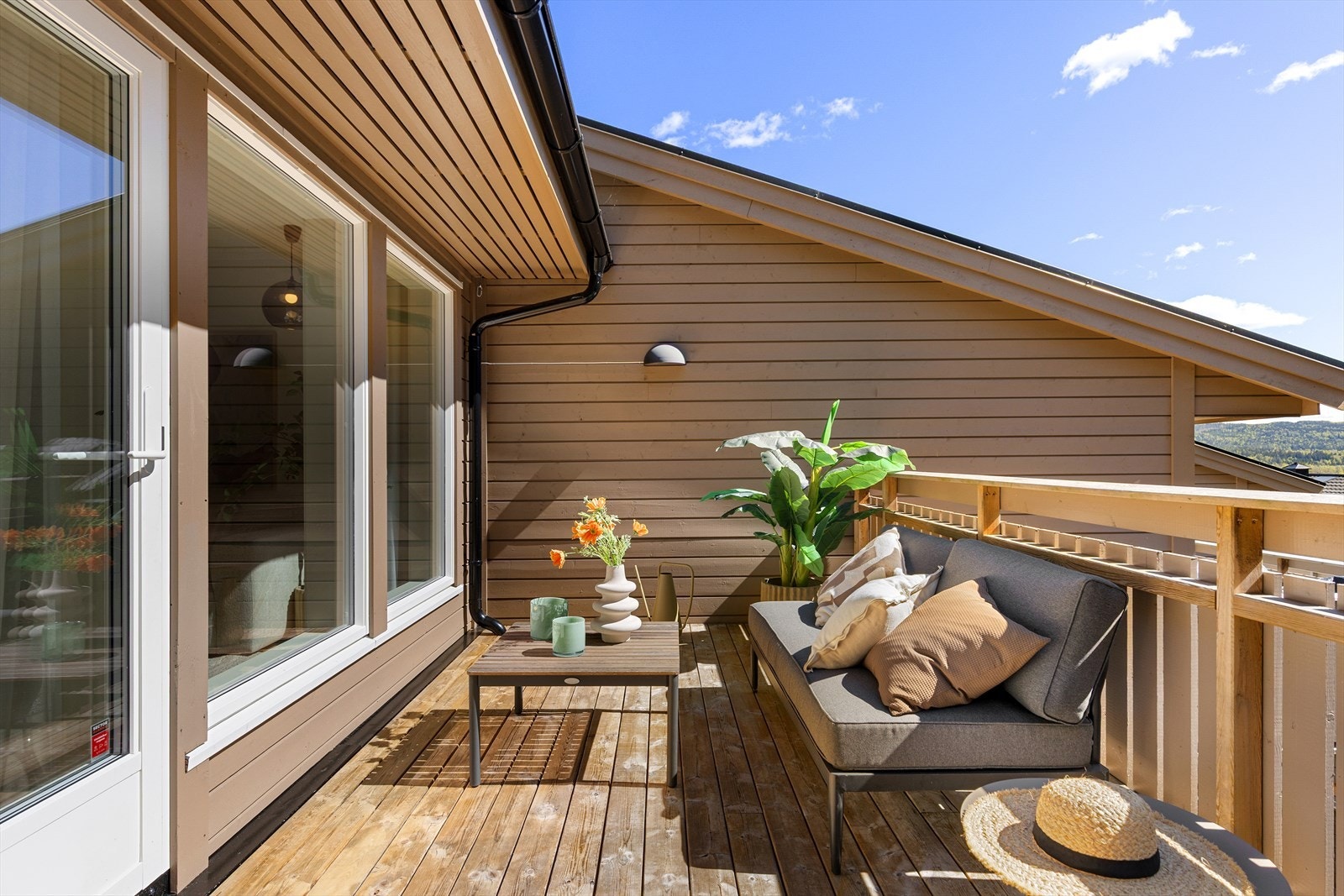 Sørvendt beliggenhet og gode solforhold! Galleribilde