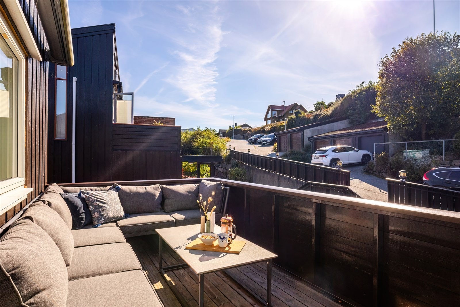 Veranda - vestvendt med gode solforhold Galleribilde
