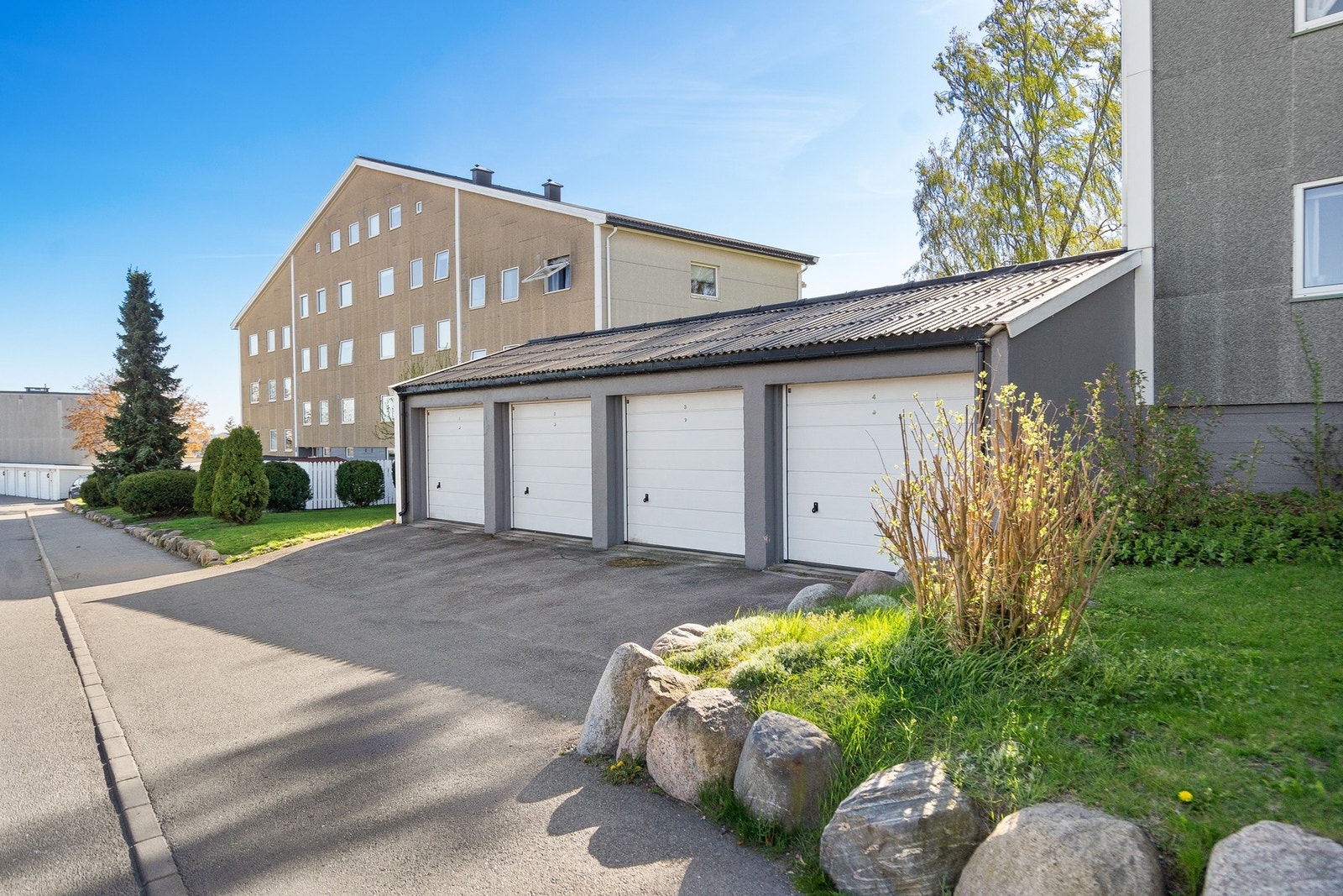 Garasjeplass tildeles etter venteliste Galleribilde