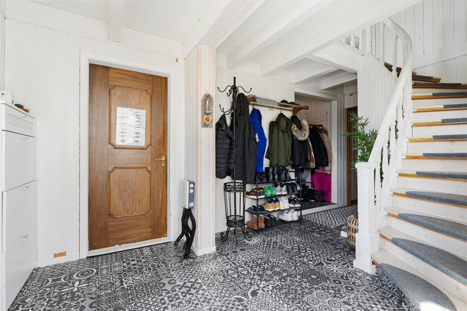 Inngangsparti med trapp Galleribilde