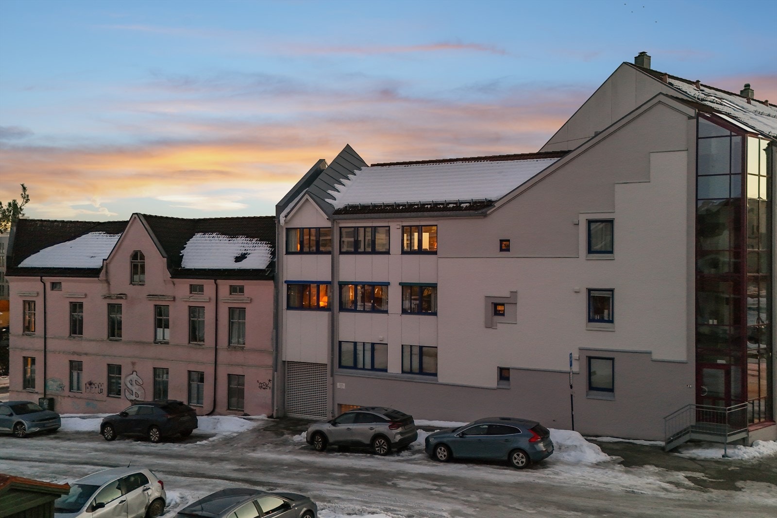 Sverres gate 41 har en meget god og sentral beliggenhet Galleribilde