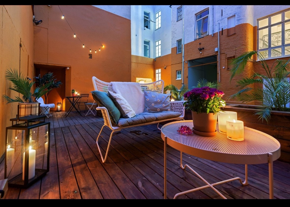 Felles, hyggelig terrasse for beboerne Galleribilde
