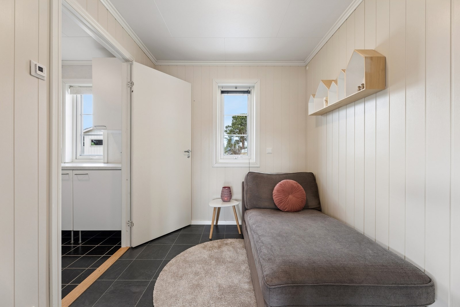 Kontor/bod i tilknytning til bod/vask. Galleribilde