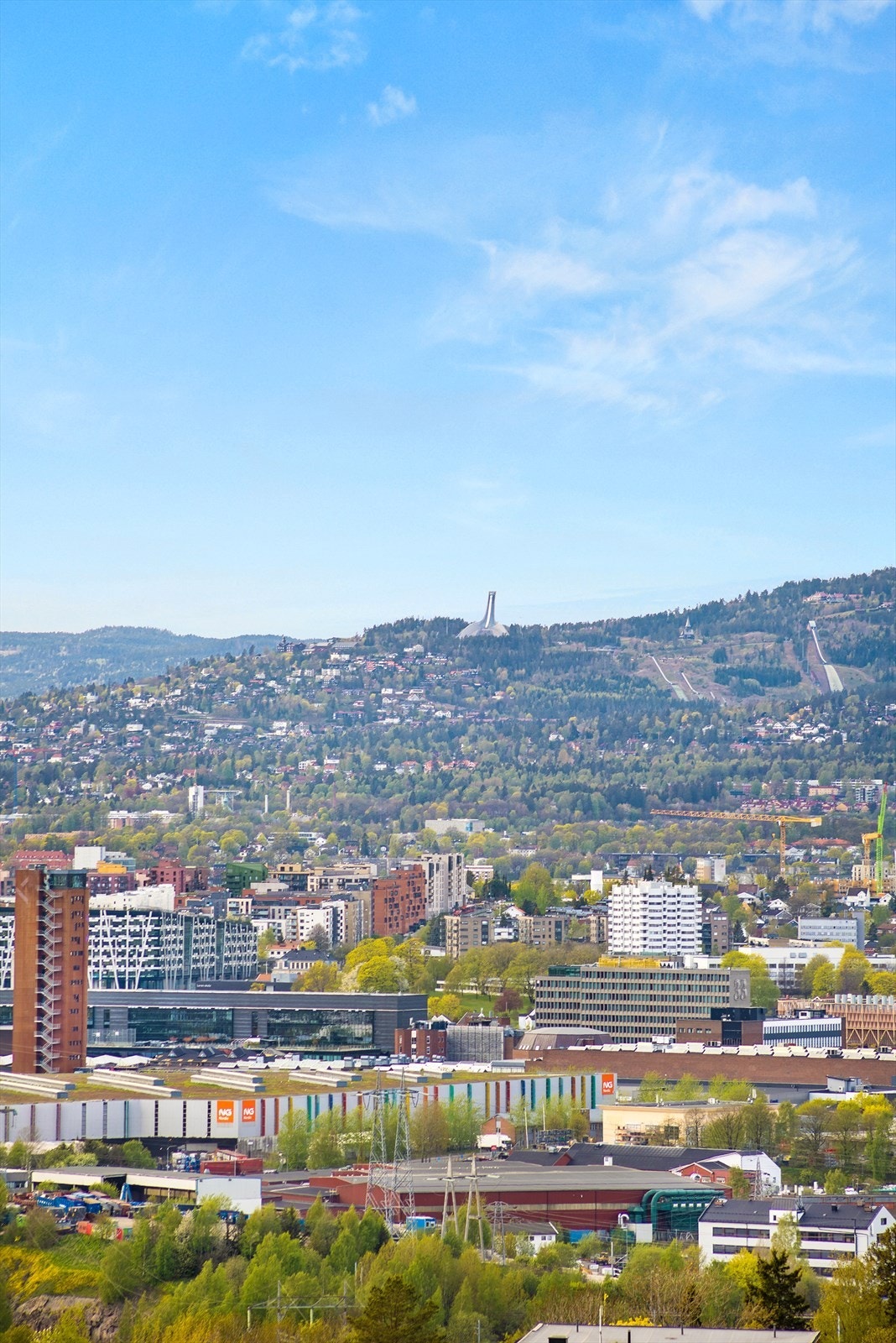 Detalj av utsikten mot Holmenkollen. Galleribilde