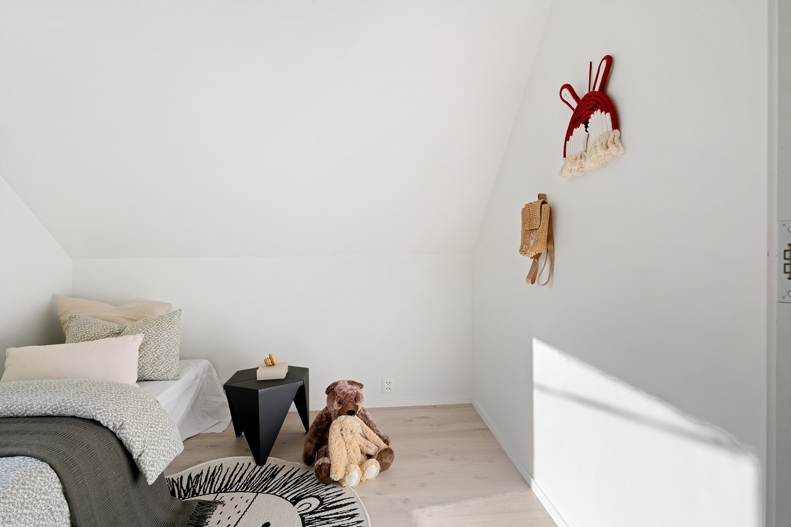 - Det siste soverommet er 6,4m² og egner seg godt som barnerom eller kontor - Galleribilde
